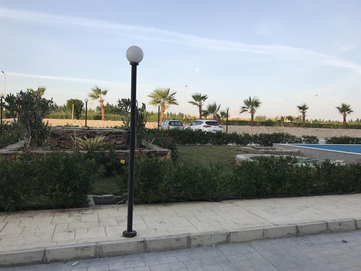 Cecelia Resort Gurdaka Kültér fotó